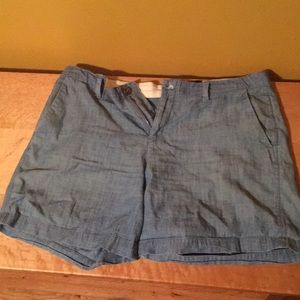 Gap size 12 shorts